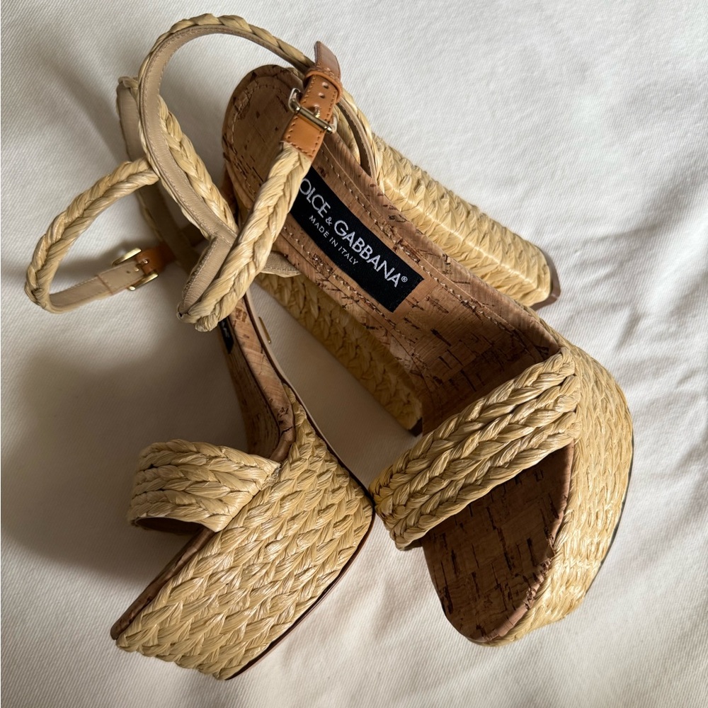 DOLCE & GABBANA
Keira 120 Raffia Platform Sand - Picture 10 of 16